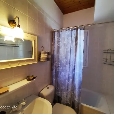 Lefkada Seascape Captivating 2-bedroom With Breathtaking Views In *