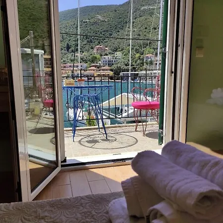 Lefkada Seascape Captivating 2-bedroom With Breathtaking Views In Lägenhet *